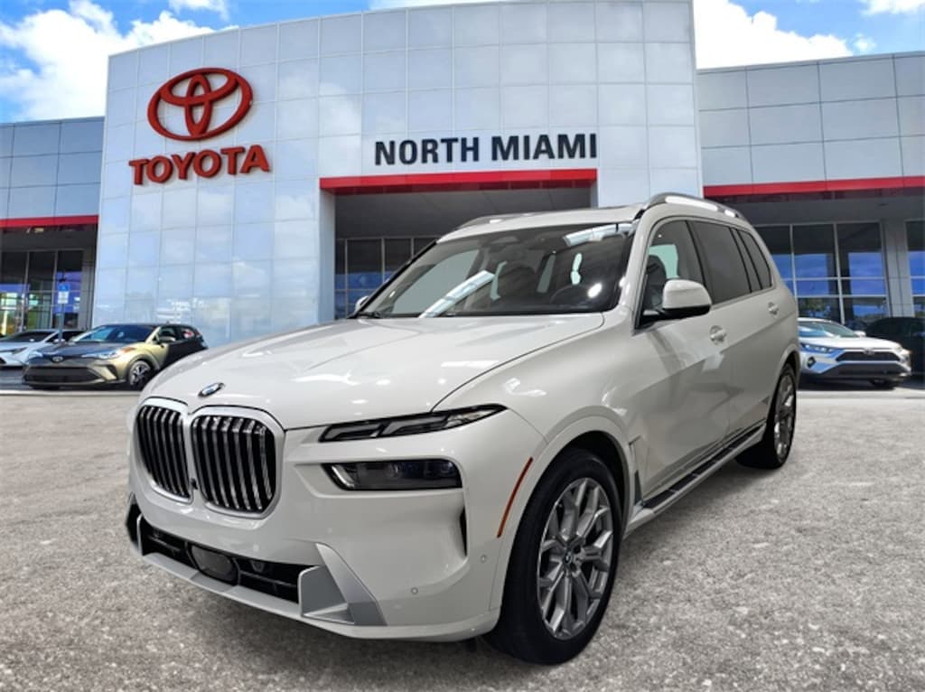 Used 2024 BMW X7 xDrive40i SUV