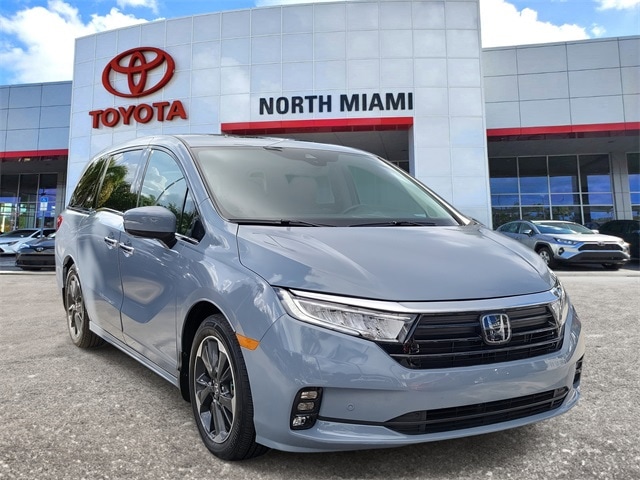 2024 Honda Odyssey Elite's photo