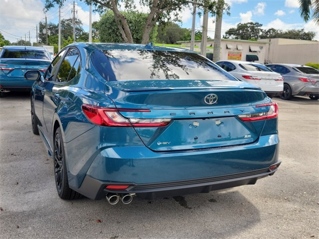 New 2026 Toyota Camry SE Sedan