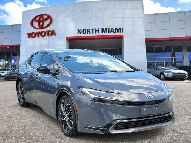 2024 Toyota Prius XLE FWD's photo