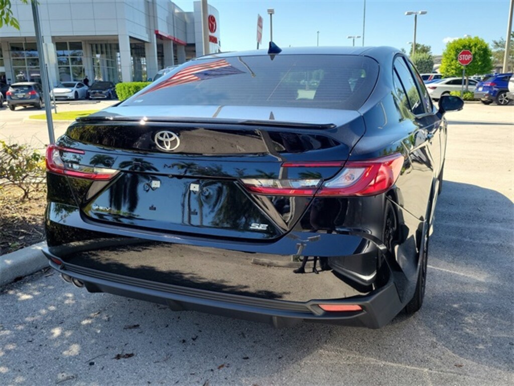 New 2026 Toyota Camry SE Sedan