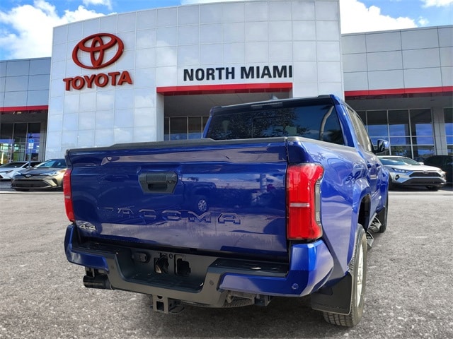 2024 Toyota Tacoma SR5 4x4 photo 4