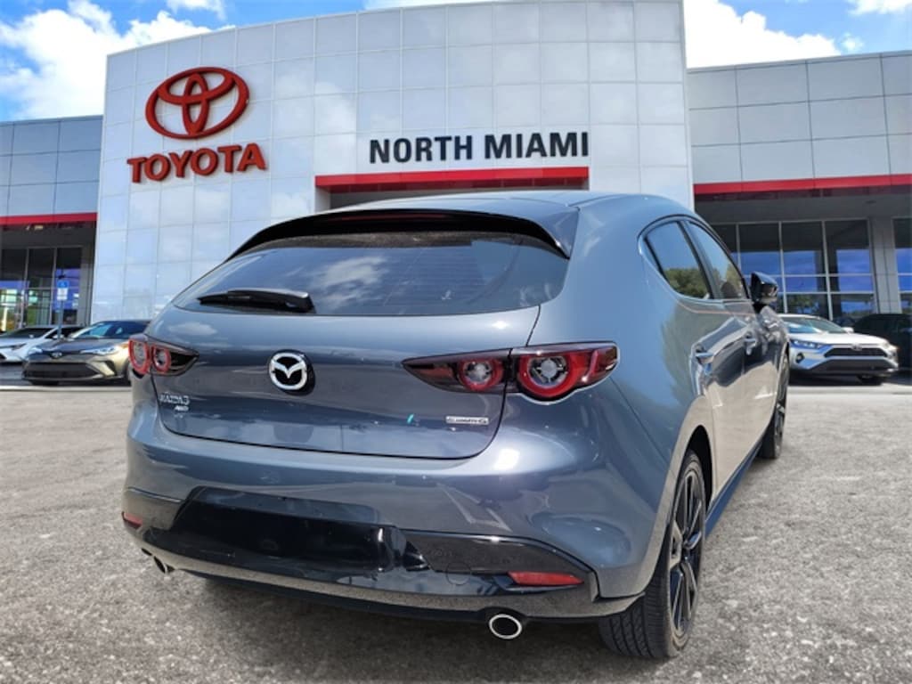 Used 2024 Mazda Mazda3 Hatchback 2.5 S Carbon Edition Hatchback