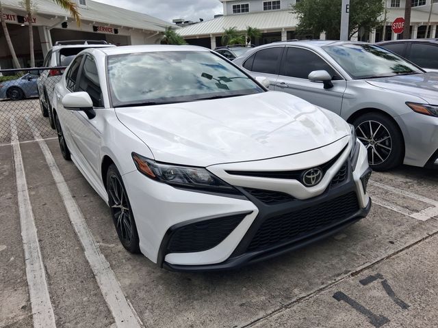 2024 Toyota Camry Sedan 