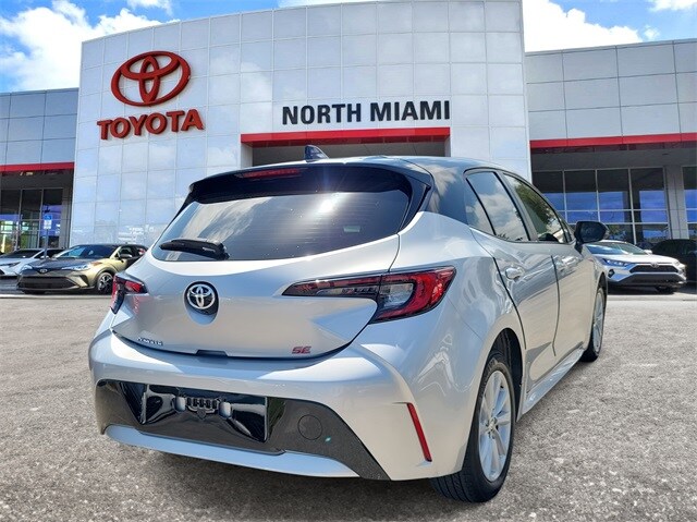 2024 Toyota Corolla SE photo 3