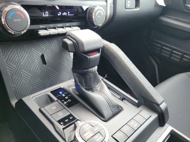 2026 Toyota Tacoma TRD Off Road - Photo 12