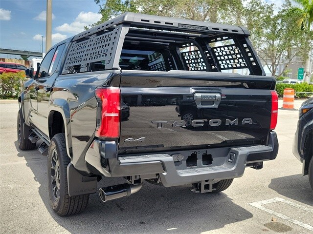 2025 Toyota Tacoma SR5 photo 3