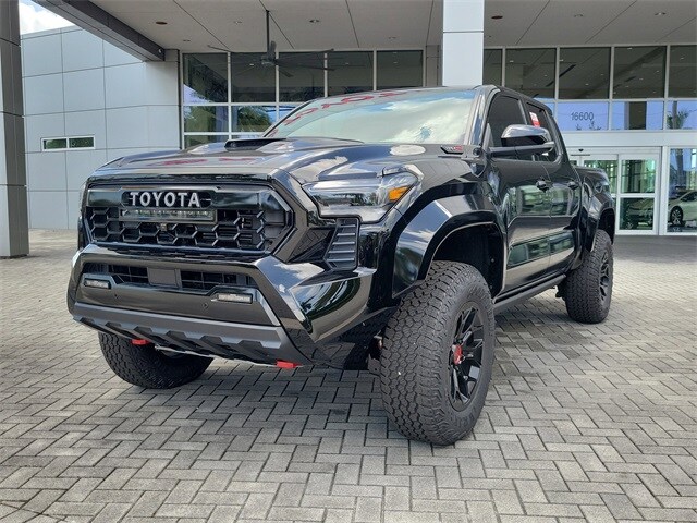 2025 Toyota Tacoma TRD Pro photo 2