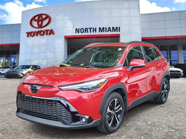 2024 Toyota Corolla Hybrid XSE photo 2