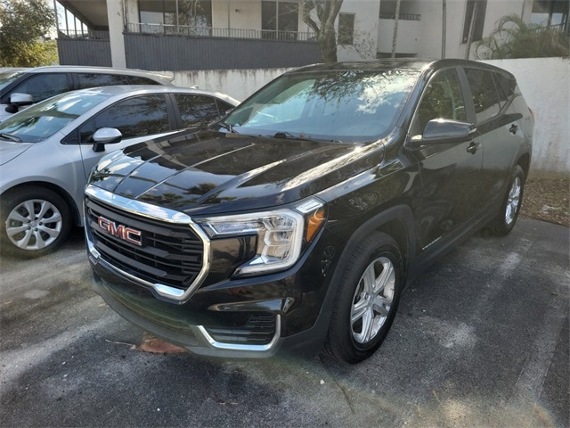 2022 GMC Terrain SLE's photo