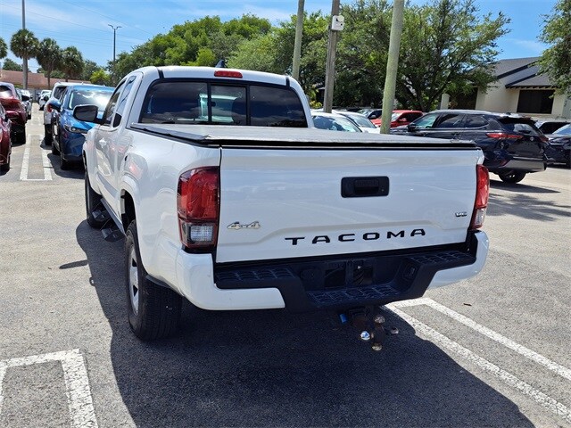 2023 Toyota Tacoma SR photo 3