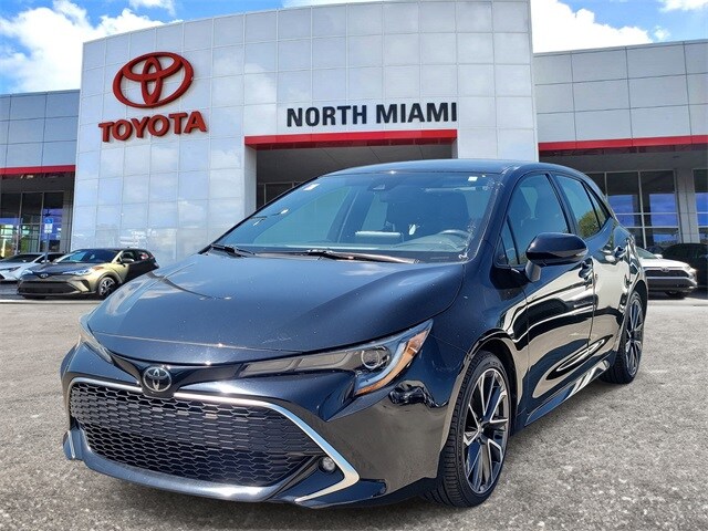 2021 Toyota Corolla XSE photo 2