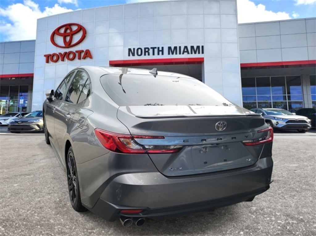 Used 2025 Toyota Camry SE Sedan