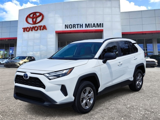 2023 Toyota RAV4 Hybrid LE photo 3