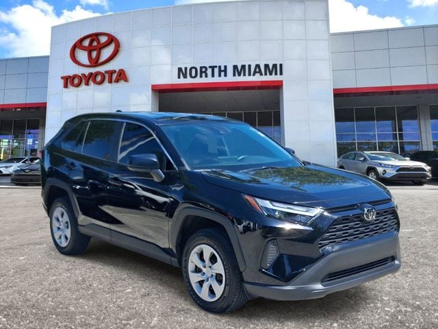 2024 Toyota RAV4 SUV 