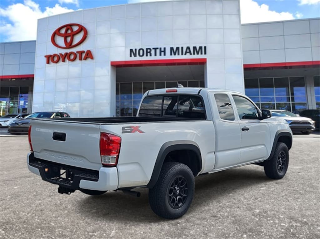 Used 2021 Toyota Tacoma SR Truck Access Cab