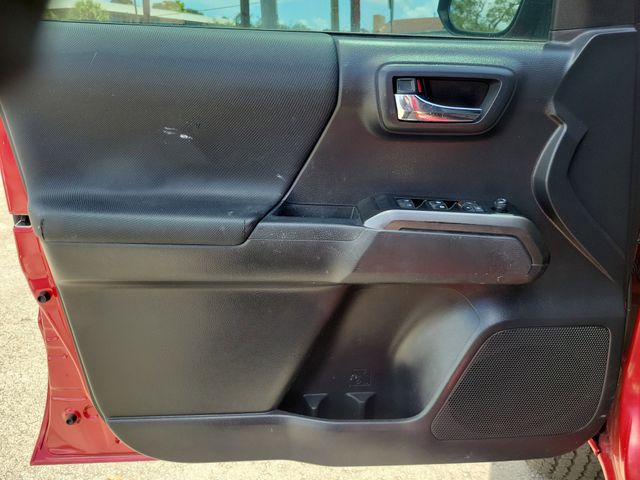 2023 Toyota Tacoma TRD Off Road - Photo 12