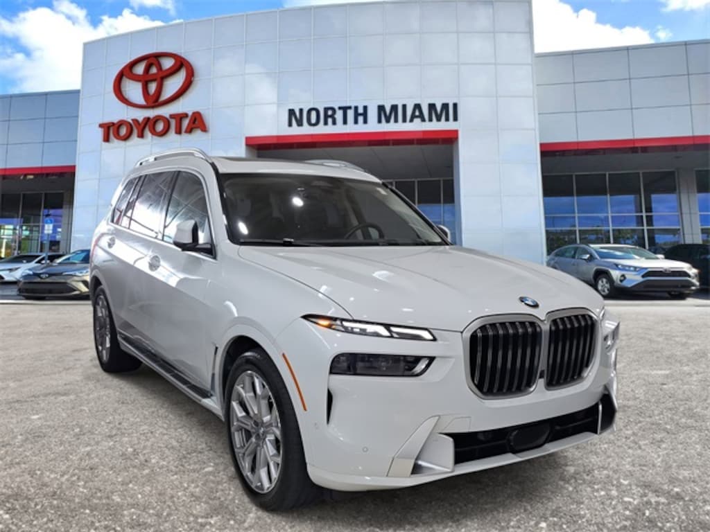 Used 2024 BMW X7 xDrive40i SUV