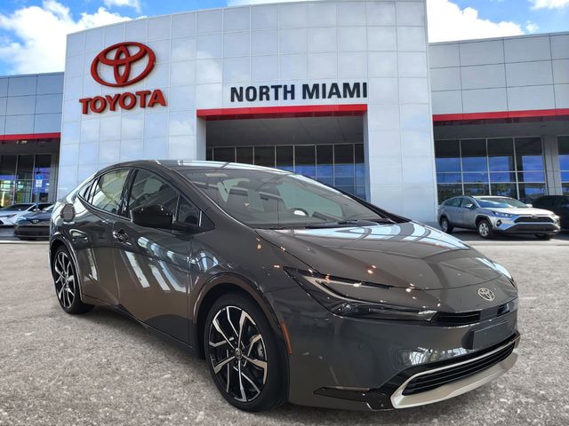 2026 Toyota Prius XSE's photo