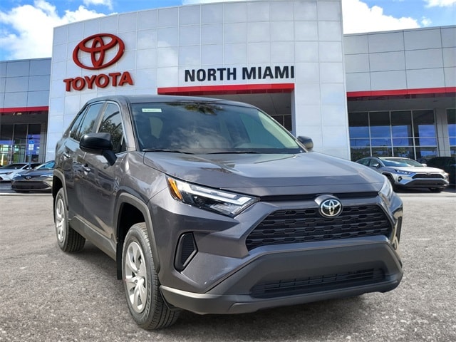2025 Toyota RAV4 SUV 