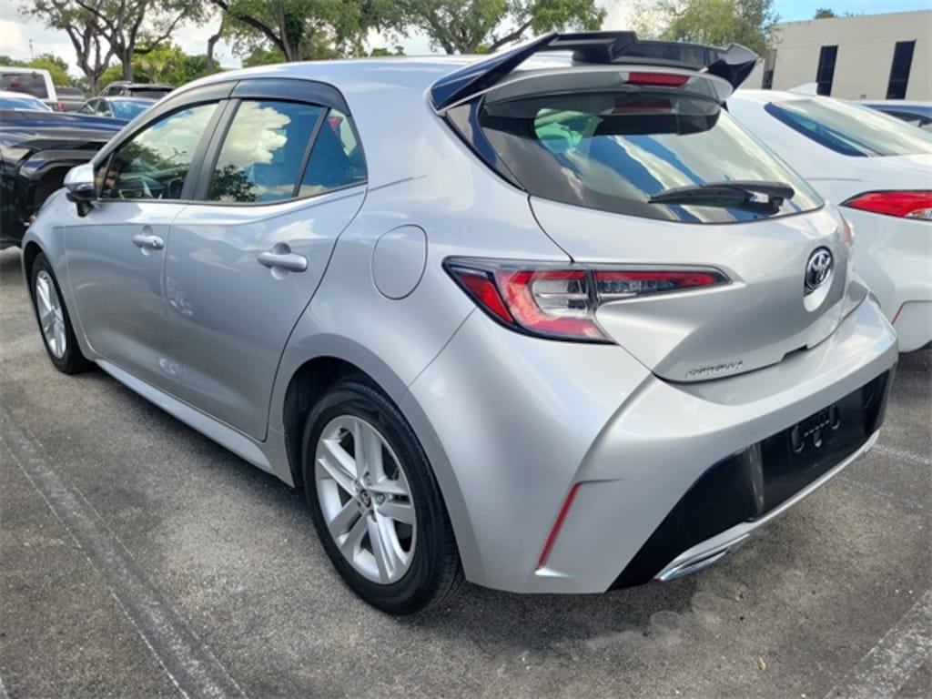 Used 2022 Toyota Corolla Hatchback SE Hatchback