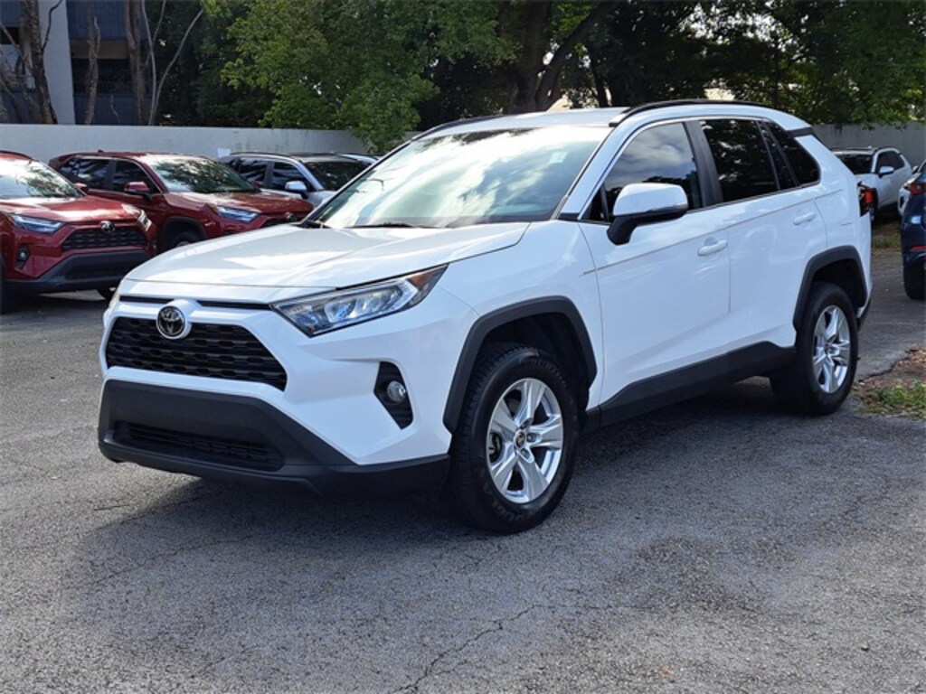 Used 2021 Toyota RAV4 XLE SUV