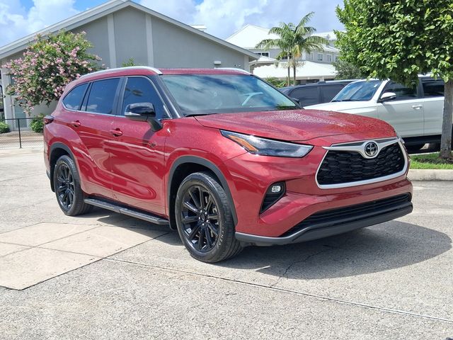 2025 Toyota Highlander SUV 