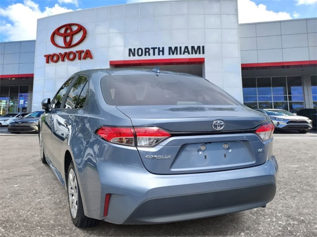 Used 2024 Toyota Corolla LE Sedan