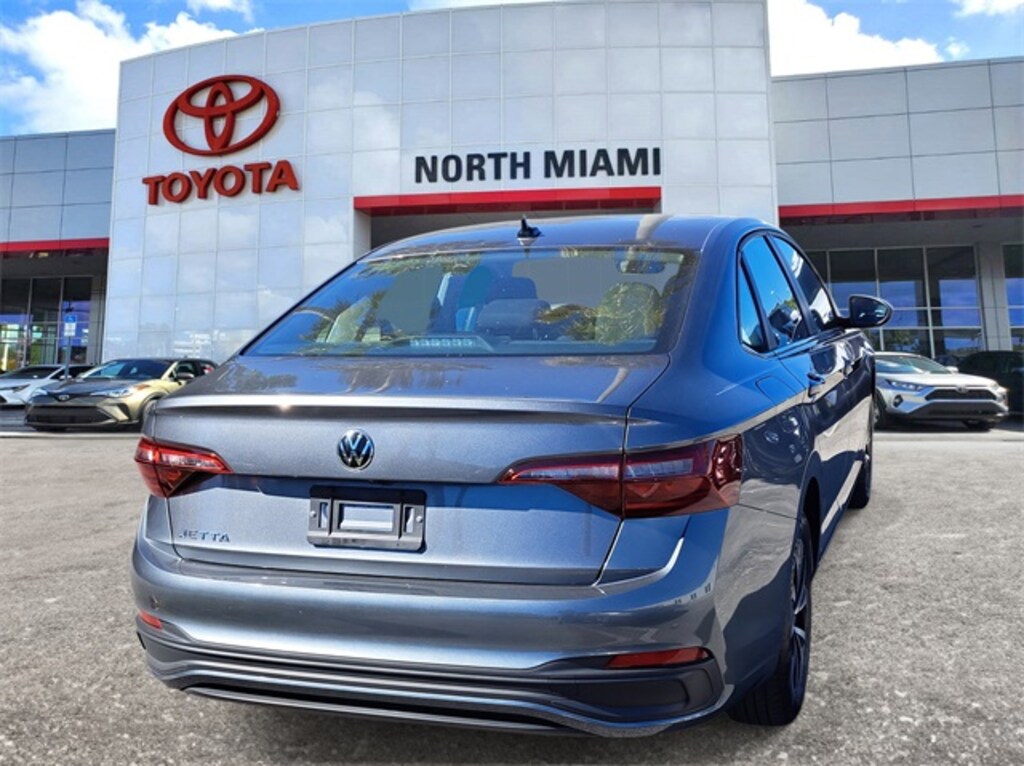 Used 2024 Volkswagen Jetta 1.5T S Sedan