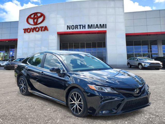 2023 Toyota Camry Sedan 