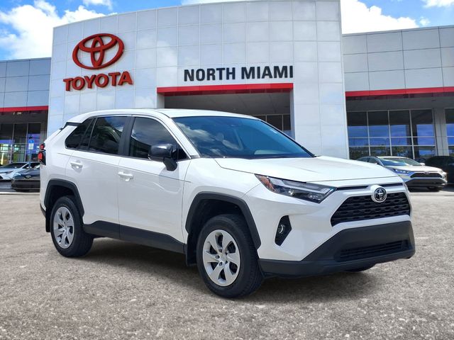 2025 Toyota RAV4 SUV 