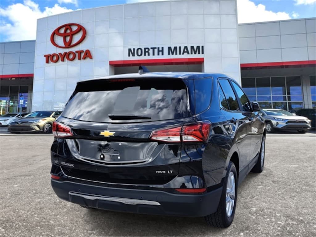 Used 2024 Chevrolet Equinox LT SUV