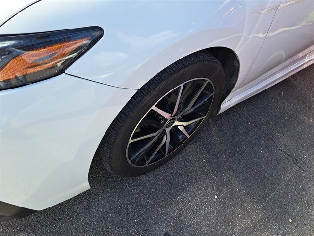 2023 Toyota Camry SE photo 4