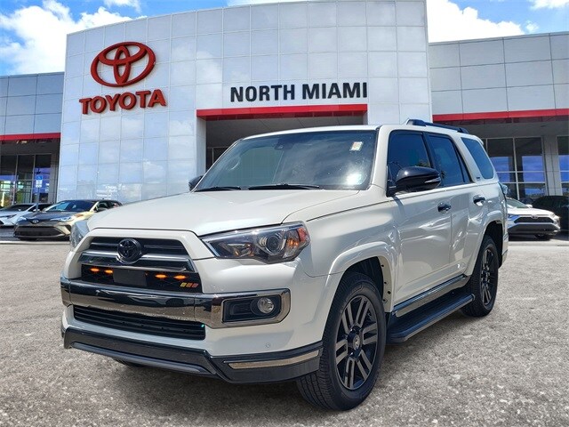 2020 Toyota 4Runner Nightshade Edition photo 2