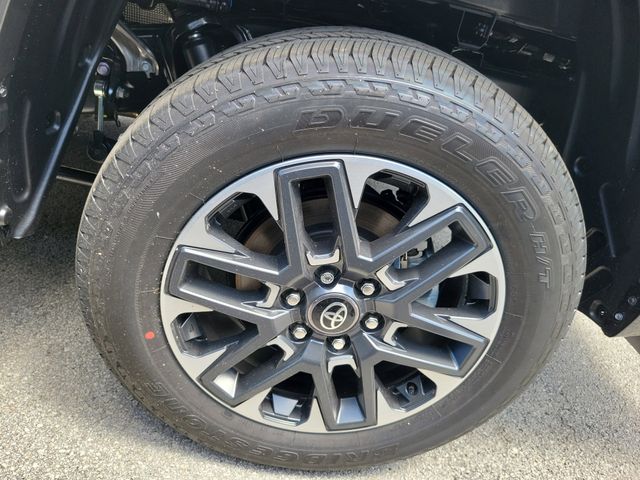 2026 Toyota Tundra Limited - Photo 5