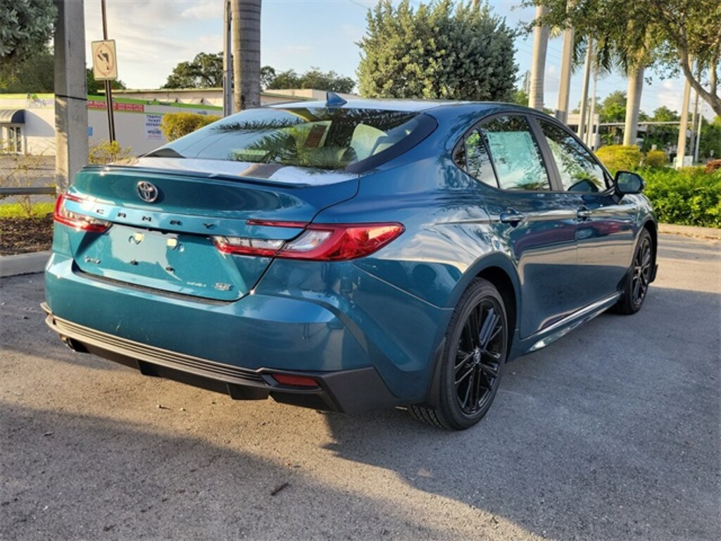 Used 2025 Toyota Camry SE Sedan