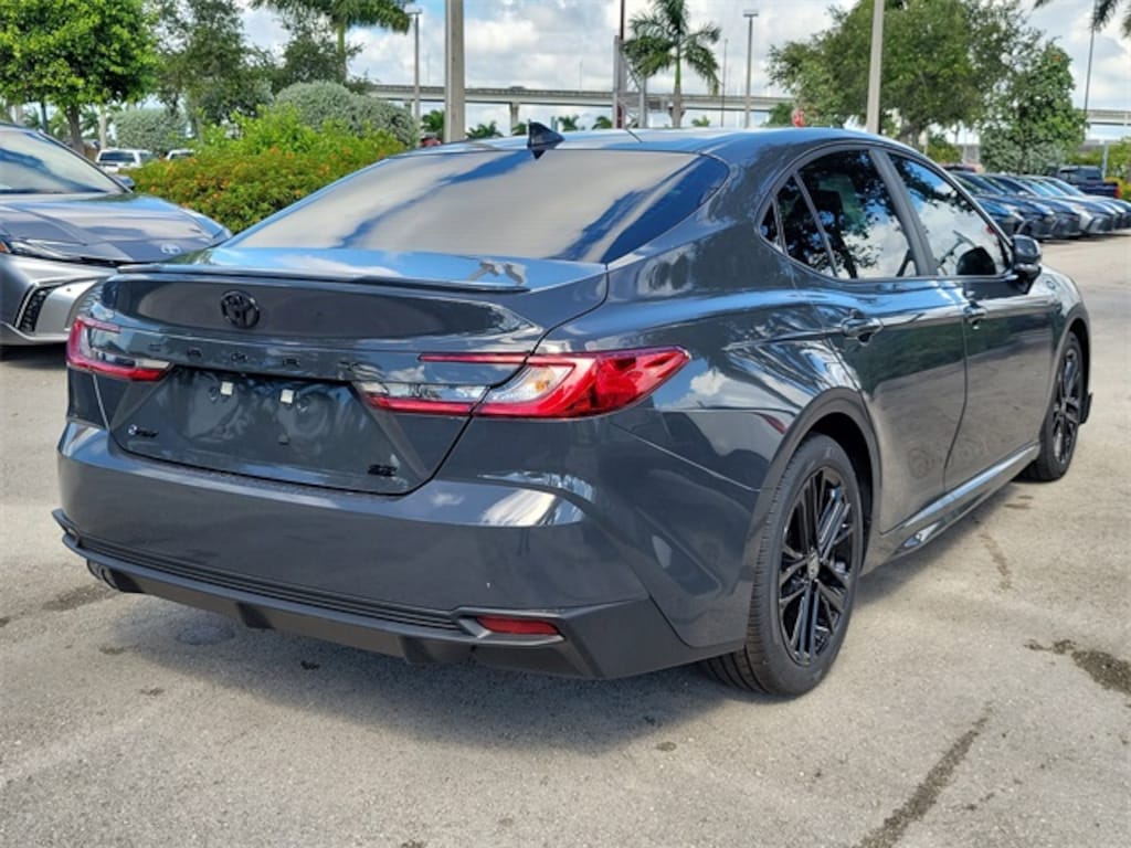 New 2026 Toyota Camry SE Sedan