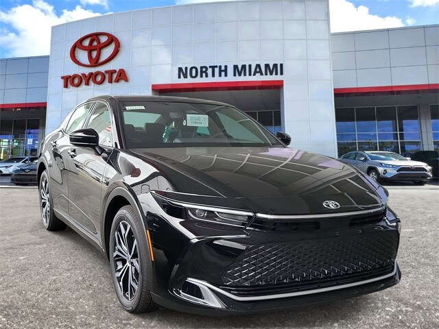 2026 Toyota Crown Sedan 