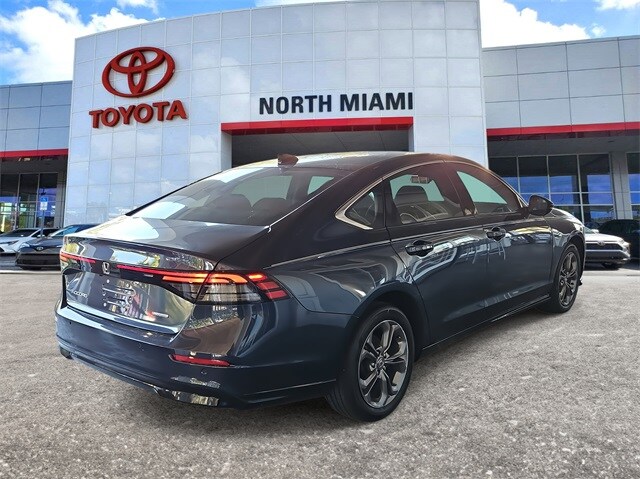 2024 Honda Accord Hybrid EX-L photo 2