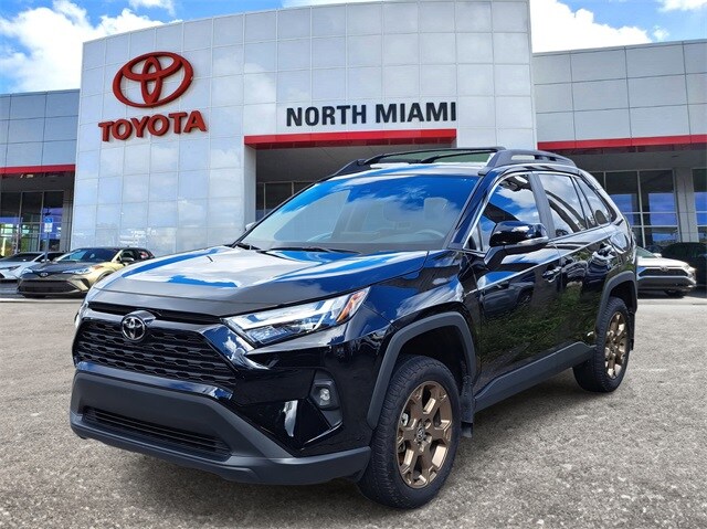 2025 Toyota RAV4 Hybrid photo 2