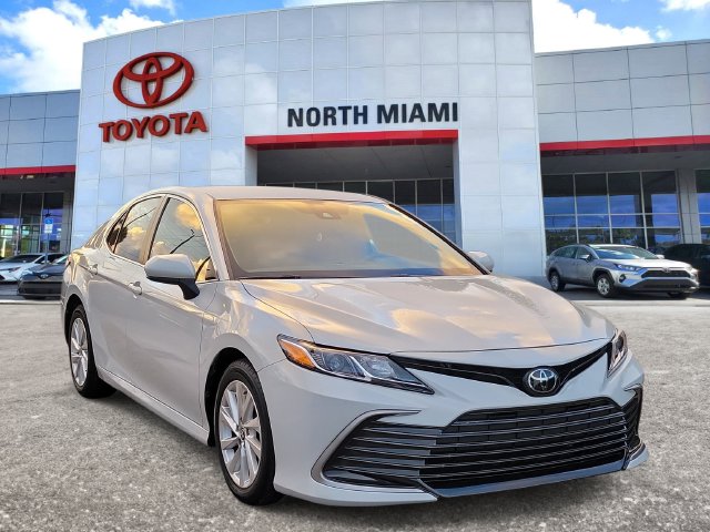 2024 Toyota Camry Sedan 