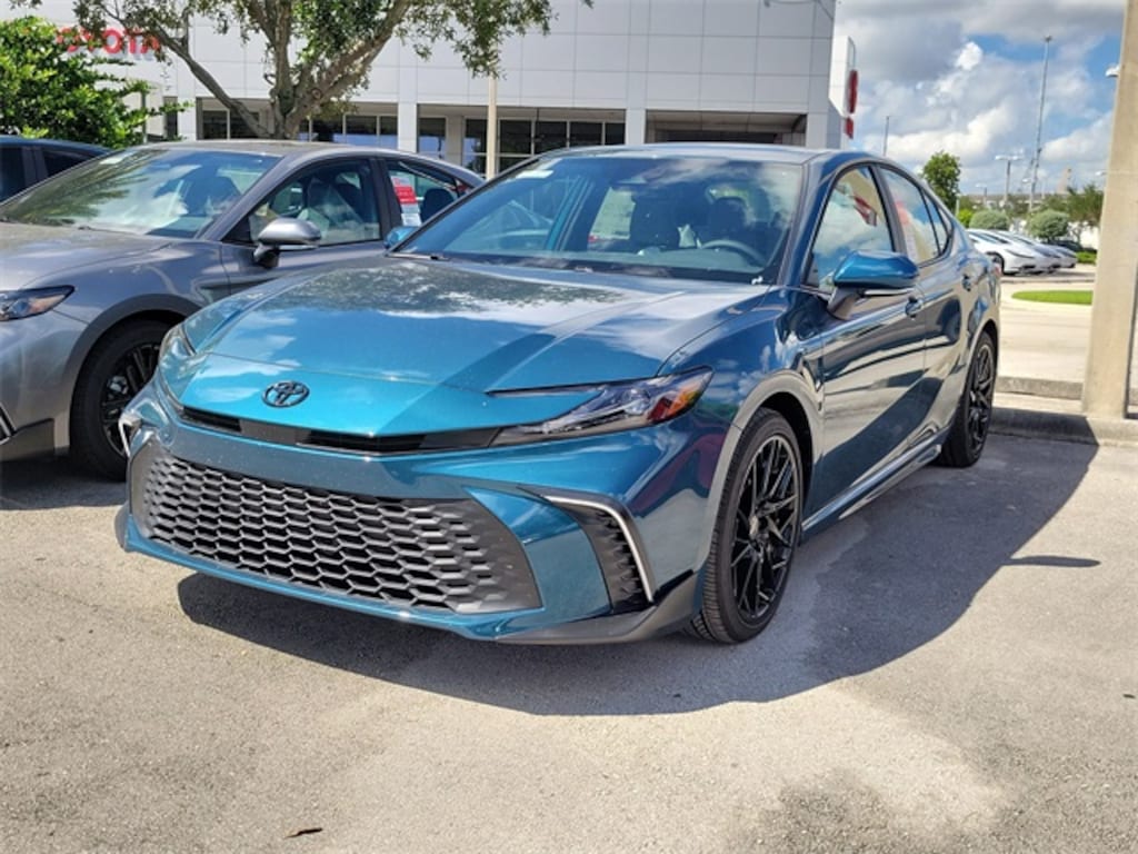 New 2026 Toyota Camry SE Sedan