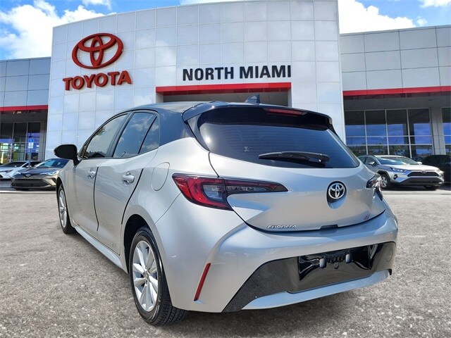 2024 Toyota Corolla SE photo 2