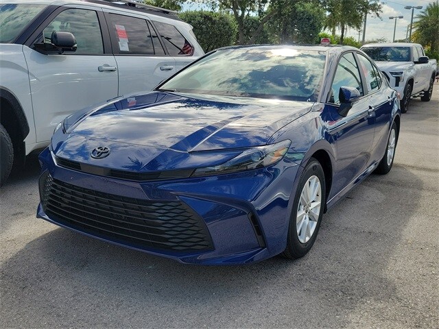 2026 Toyota Camry LE photo 2