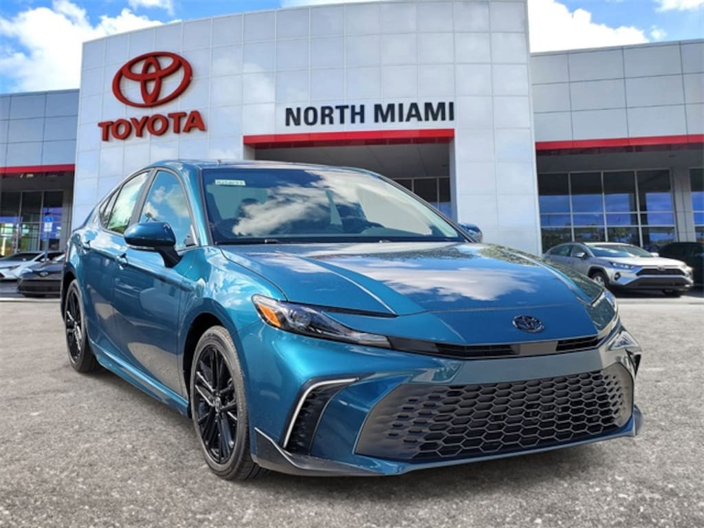 New 2026 Toyota Camry SE Sedan