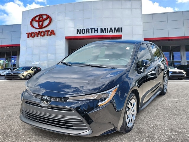 Used 2023 Toyota Corolla LE with VIN 5YFB4MDE5PP077666 for sale in Kansas City