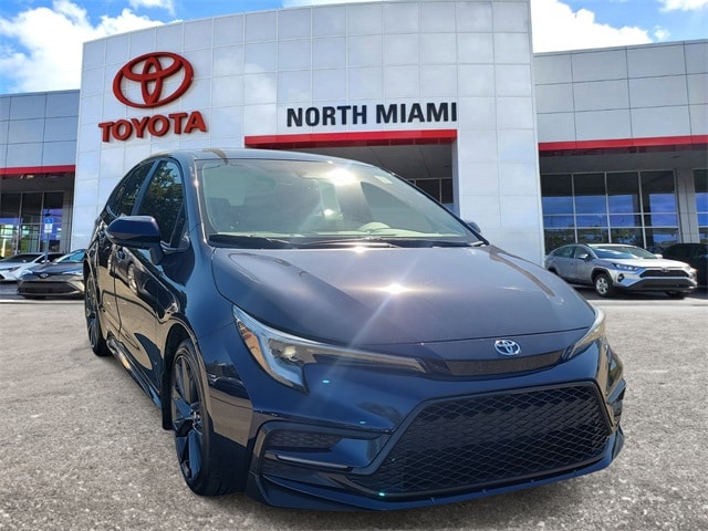 2025 Toyota Corolla SE's photo