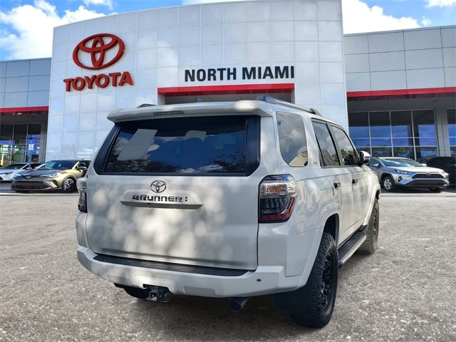 2024 Toyota 4Runner SR5 Premium photo 4