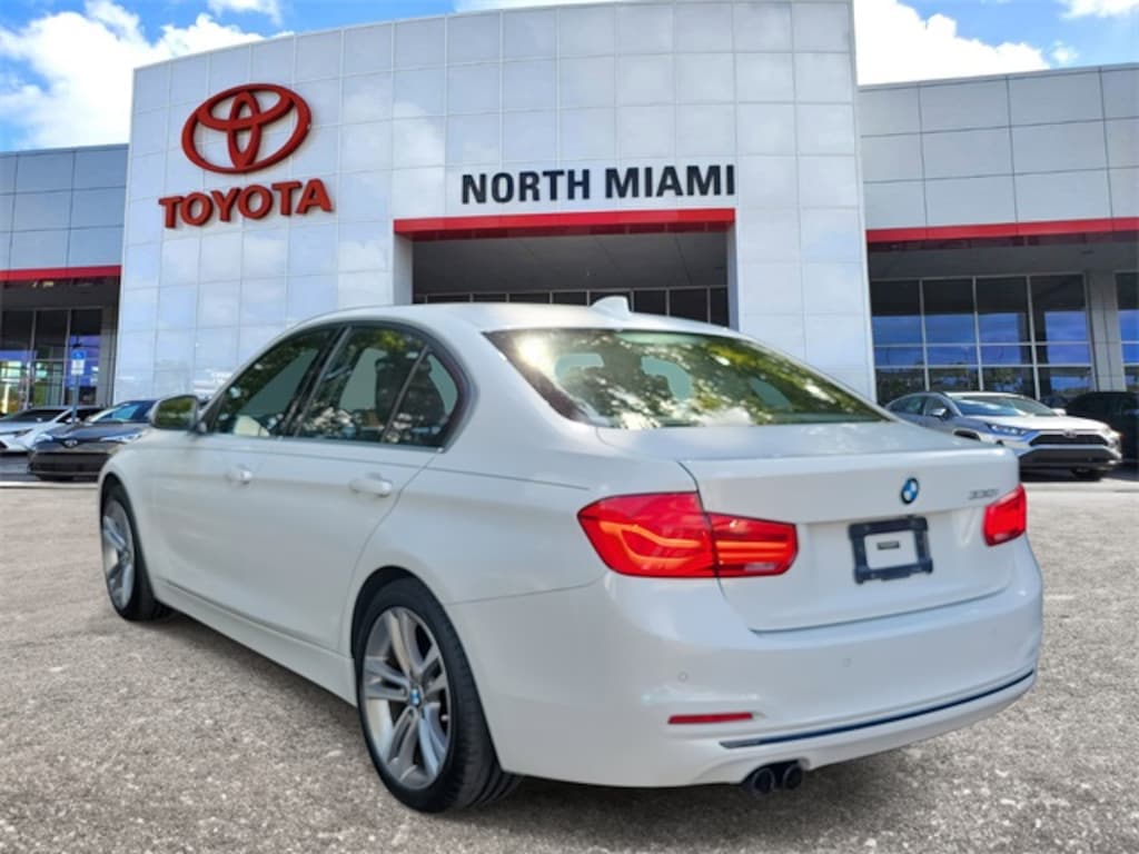 Used 2017 BMW 330i 330i Sedan