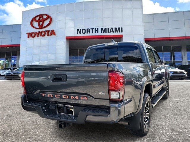 2022 Toyota Tacoma SR5 photo 3